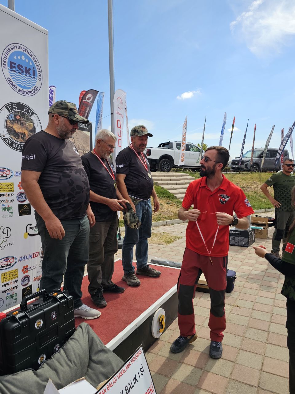 Eskişehir Olta Balıkçıların ve Doğal Yaşamı Koruma Derneğinin balık yakalama etkinliğinde ödül töreninde yer aldık