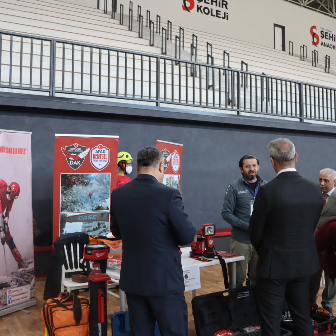 8 Basamak Derneği tarafından düzenlenen ve UNICEF desteğiyle hayata geçirilen Sivil Toplumlar Festivali’nde biz de yerimizi aldık.