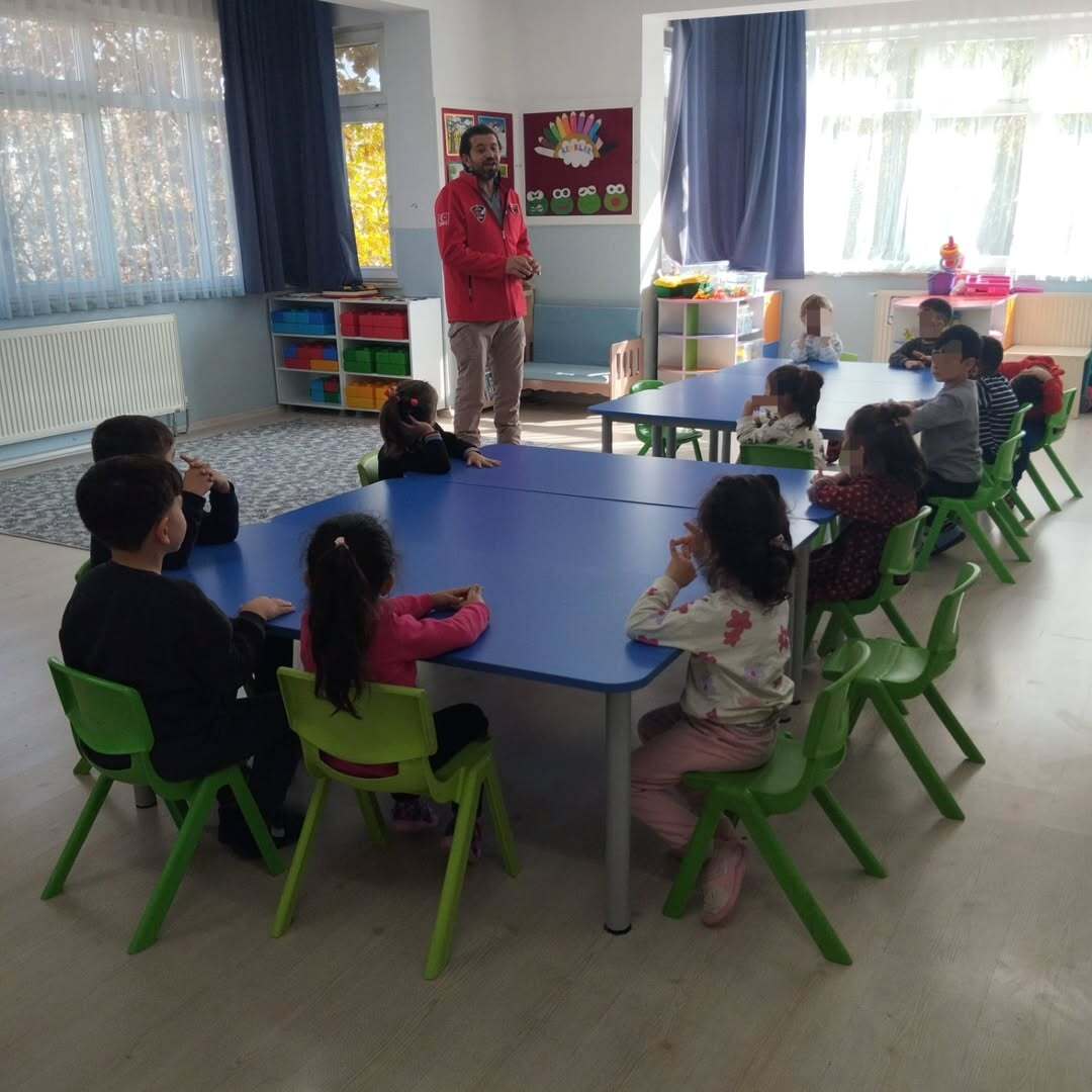 Vali Mehmet Kılıçlar Anaokulu öğrencilerine uygulamalı eğitim verdik